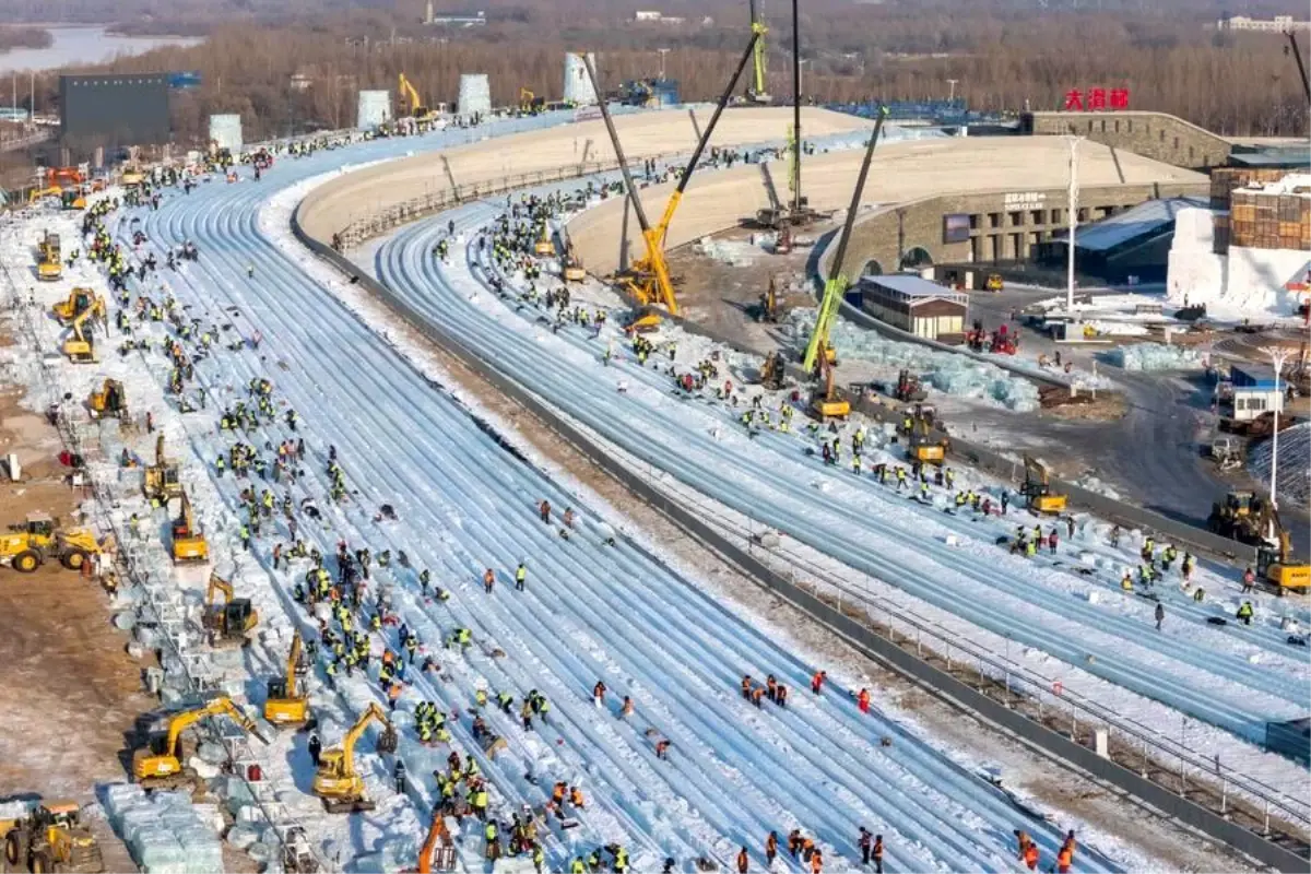 Çin'in Heilongjiang Eyaletinde Kar Fırtınasına Karşı Kırmızı Alarm Verildi