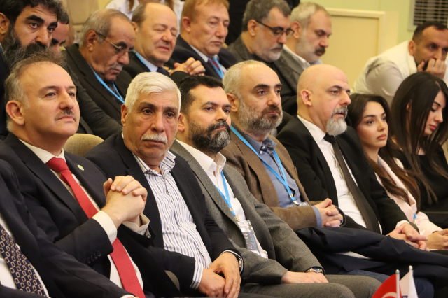 Ekrem Teymur highlighted the manipulable aspects of artificial intelligence