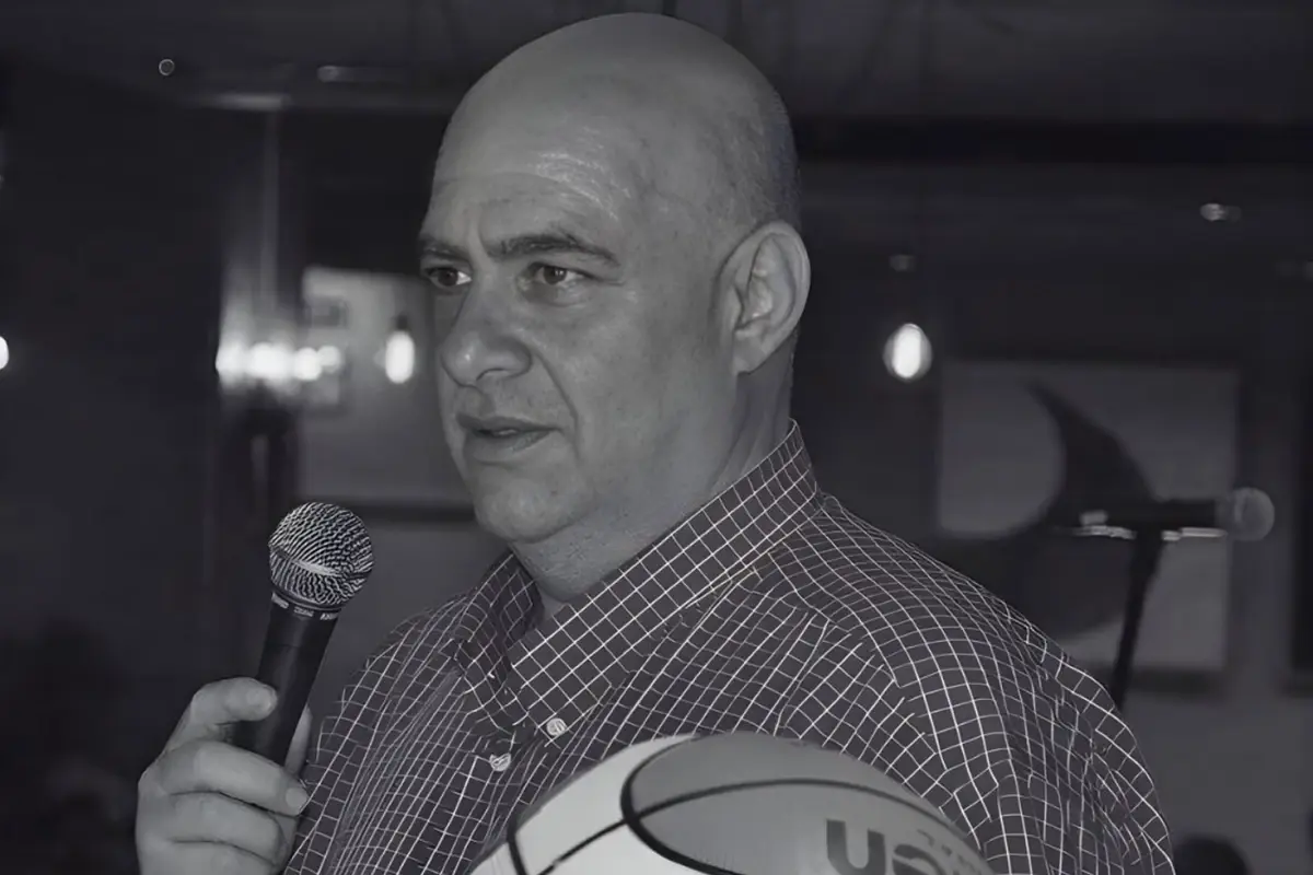 Eski milli basketbolcu Ediz Baksi, balkon kazasında hayatını kaybetti