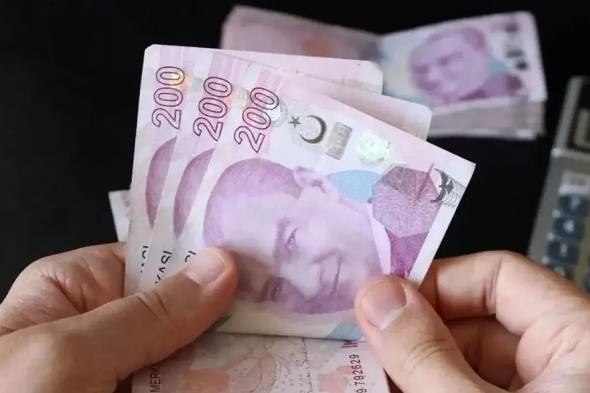 Faiz oranlarında 2,5 yıl sonra bir ilk