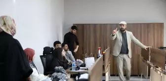 GAÜN İletişim Fakültesi öğrencileri AA Gaziantep Bölge Müdürlüğü'nü ziyaret etti