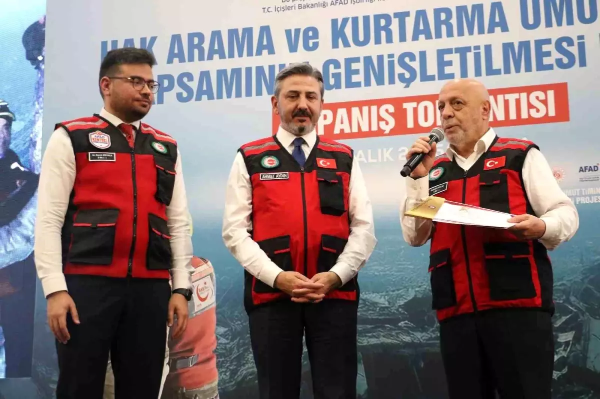 HAK-İŞ Başkanı Arslan: 'HAK-İŞ olarak ülkemize ait hangi sorun varsa orada olmak zorundayız'