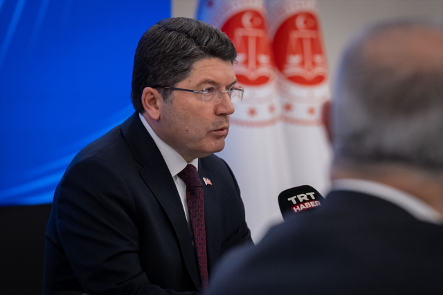 imrali da ocalan a bina yapiliyor iddialarina 19371894 4765 m