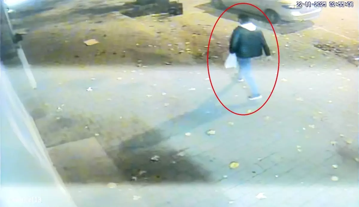 Kokoreççi önündeki cinayet; ölenin olay yerindeki son görüntüleri ortaya çıktı