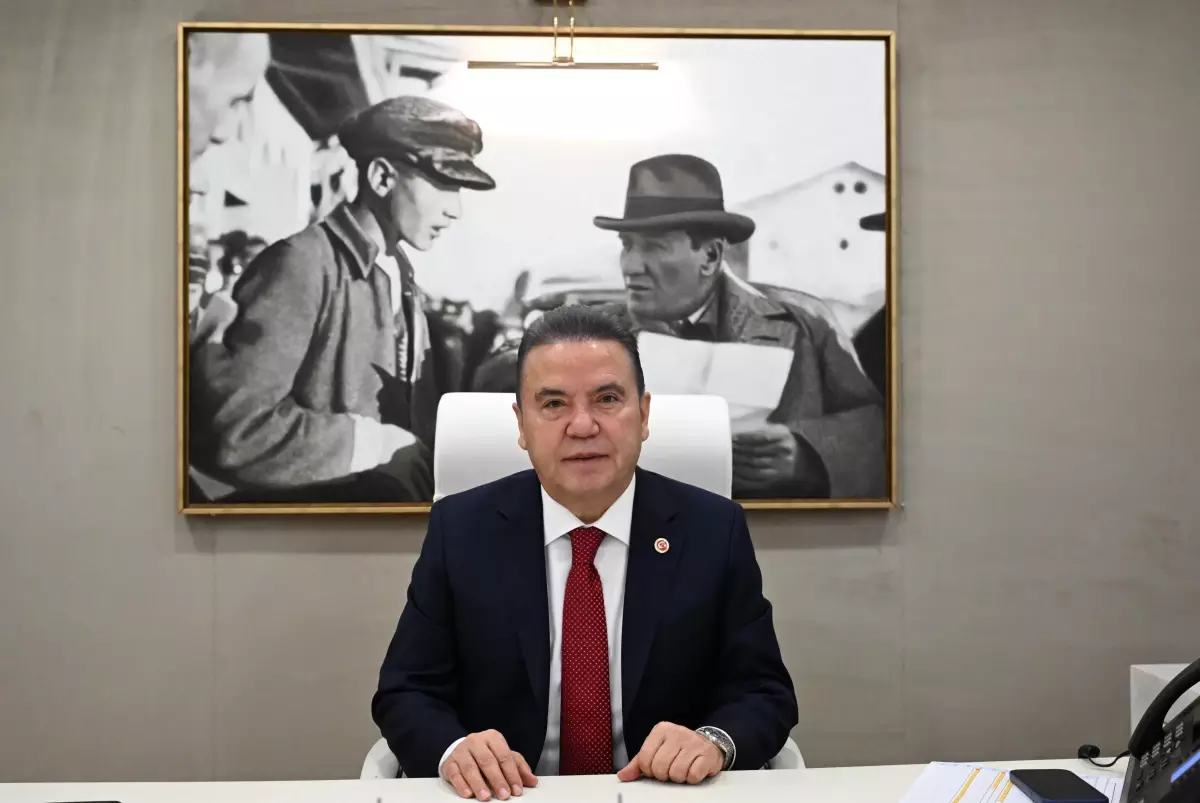 Muhittin Böcek: Alt personelin eylemlerinden haberdar olmam beklenemez