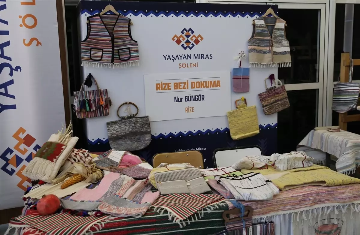 Rize'de 'Yaşayan Miras Şöleni' başladı