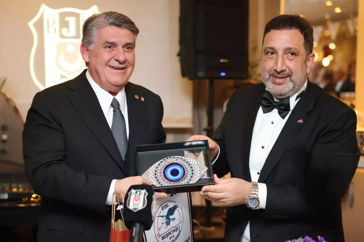 Beşiktaş Başkanı Serdal Adalı, İzmir'de Ege Beşiktaşlı İş İnsanları Derneği ile Buluştu