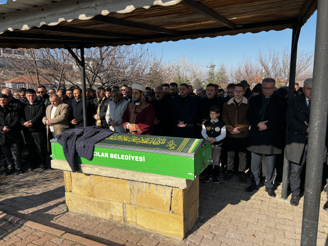 sogukkanli katil babayi oldurdu oglunu yaraladi 19370189 7562 m