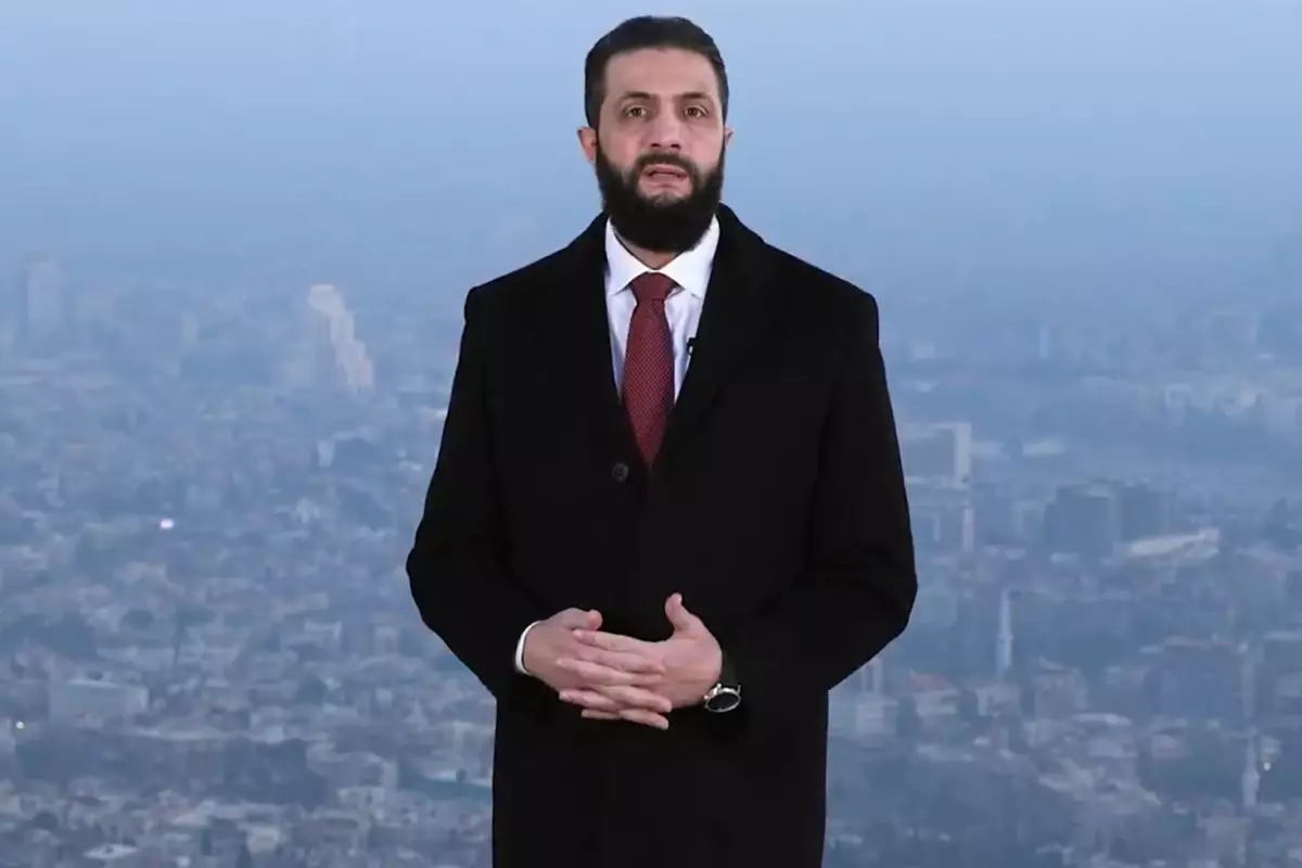 Suriye Cumhurbaşkanı Şara Twitter'de hesap açtı, ilk tvitini attı