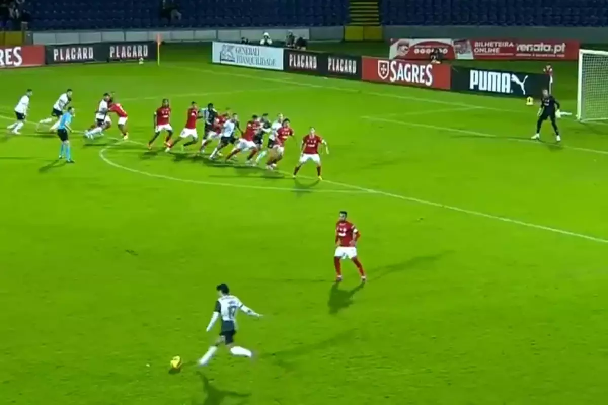 12 dakikalık VAR incelemesi ülkeyi karıştırdı: Maçlar başlamadan mı sonuçlanıyor?