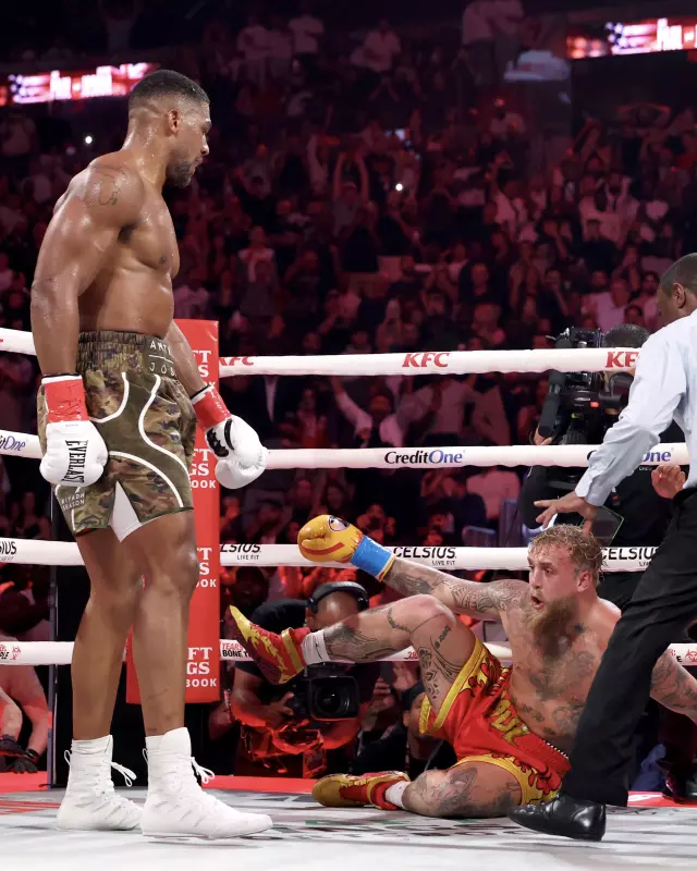 Knockout in the 6th round! The winner of the Jake Paul-Anthony Joshua match has been determined