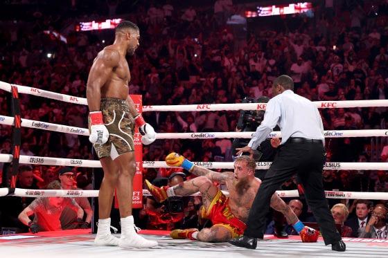 6. rauntta nakavt! Jake Paul-Anthony Joshua maçında kazanan belli oldu
