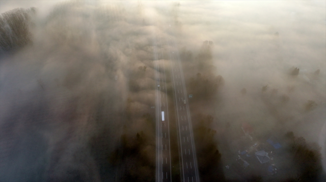 أثر الضباب في مرور دوزجة على طريق الأناضول السريع