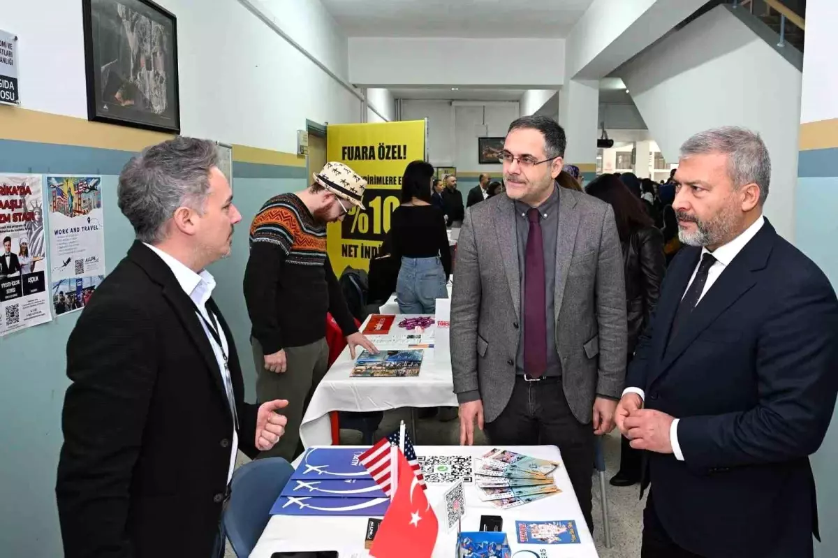 Anadolu Üniversitesi Turizm Fakültesi 7. Kariyer Günü gerçekleştirildi