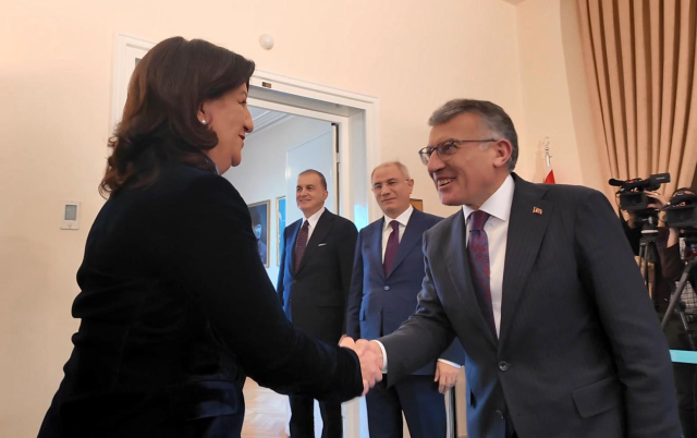 DEM Parti, AK Parti'yi ziyaret etti! İşte ilk açıklama