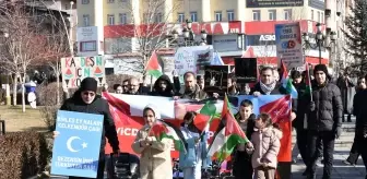 Erzurum'da sağlıkçılar Gazze için yürüyüşlerini 110. haftada sürdürdü