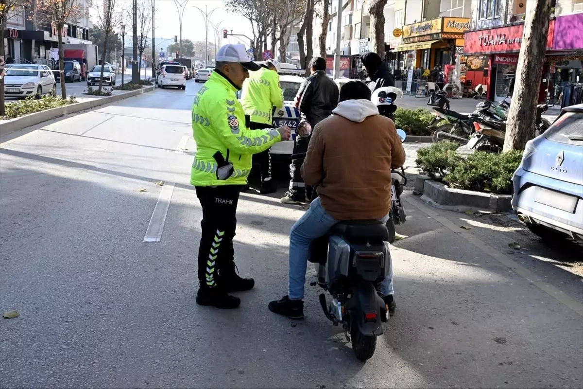 Kırşehir'de trafik denetimlerinde 91 motosikletliye işlem yapıldı