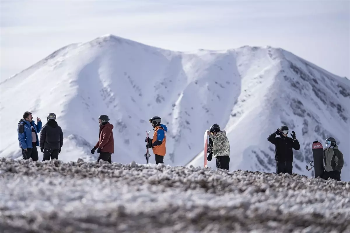 Palandöken, Türkiye'nin her tarafından kayakseverleri ağırlıyor