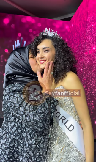 Sıla Saraydemir became queen! The first congratulations came from her mother, the resemblance surprised.