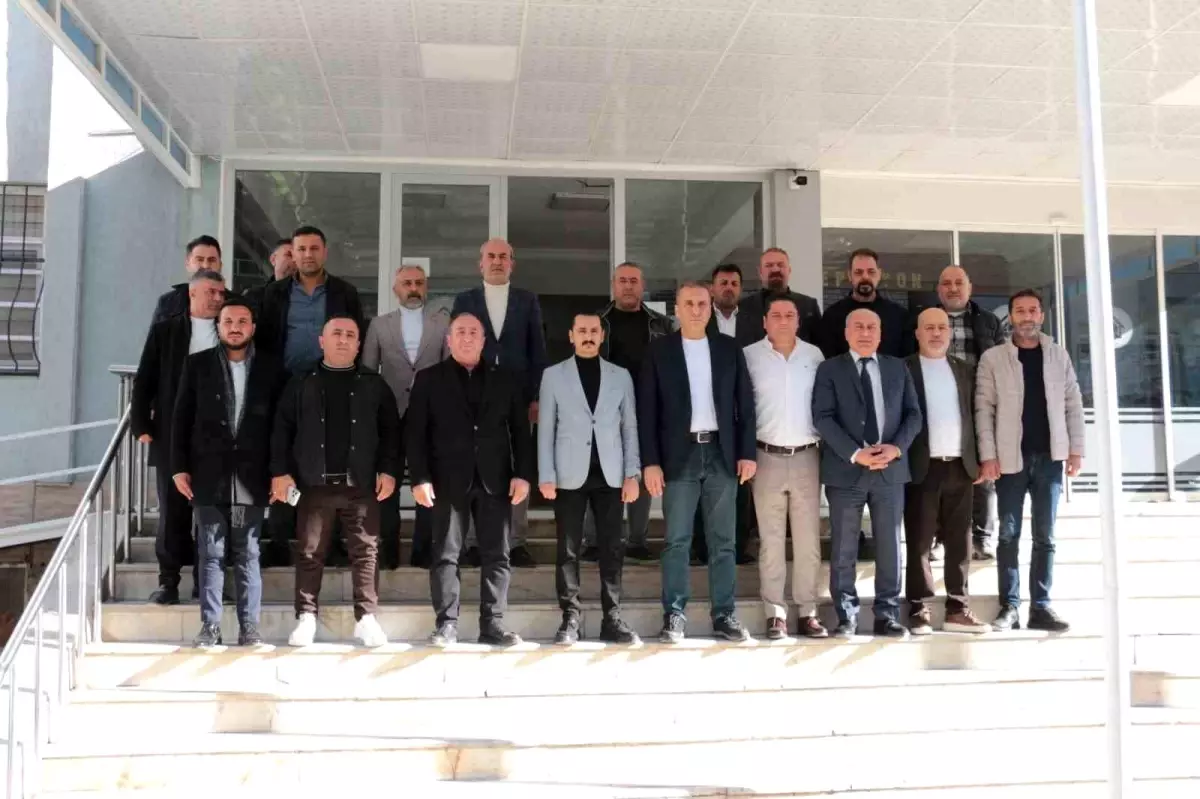 Şırnak İl Emniyet Müdürü Sazak, Cizreli muhtarlarla ilçenin güvenlik ve asayişini masaya yatırdı