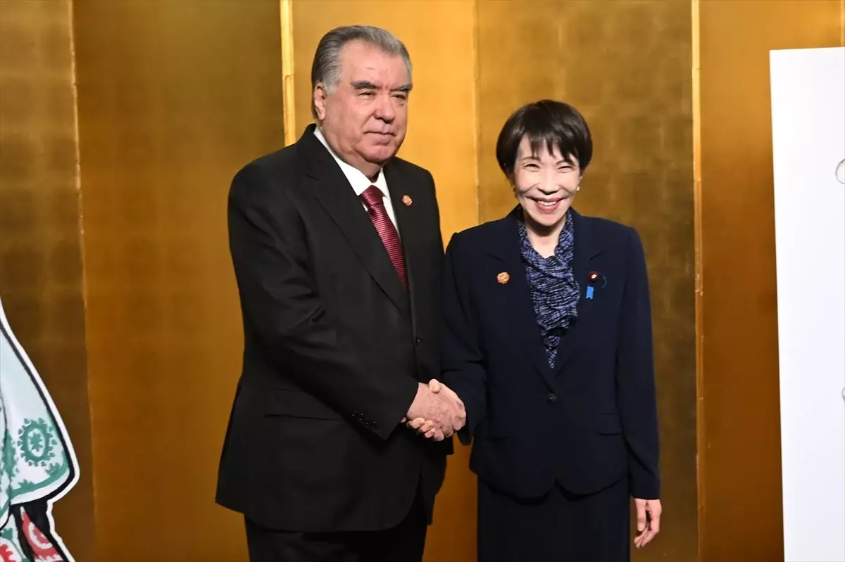 Tacikistan Cumhurbaşkanı Rahman, 1. Orta Asya-Japonya Zirvesi'nde konuştu Açıklaması
