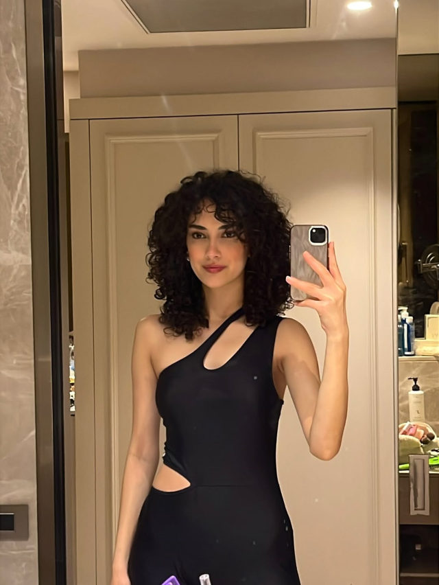 yeni azra akin 2025 turkiye guzeli sila 19374446 6396 m