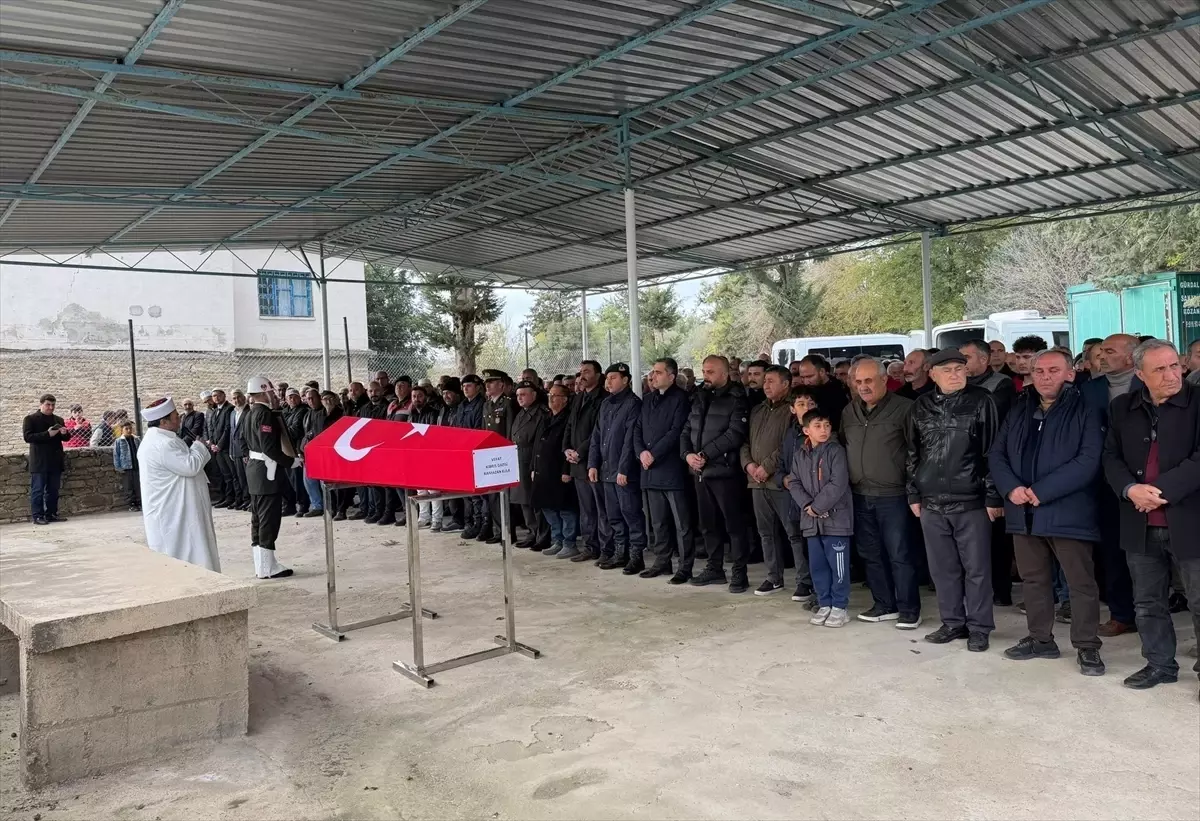 Adana'da Kıbrıs gazisi Ramazan Kula'nın cenazesi defnedildi