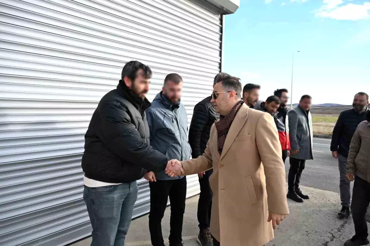 Ağrı Emniyet Müdürü Önder, narkotik ekiplerinin çalışmalarını yerinde inceledi