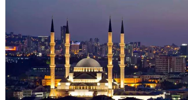 AKŞAM EZANI 21 ARALIK 2025: Akşam ezanı kaçta okunuyor? İstanbul, Ankara, İzmir ve diğer illerde akşam ezanı kaçta okunuyor?