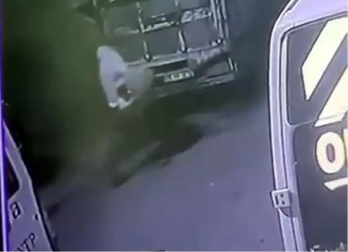 Avcılar'da 40 bin liralık elektrik ekipmanı hırsızlığı kamerada