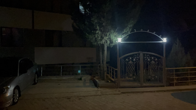 Relatives fearing the fallen woman was dead prompted the teams to act: The truth was revealed later