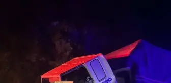 Giresun'da tır ile otomobilin çarpışması sonucu 3 kişi öldü, 1 kişi yaralandı