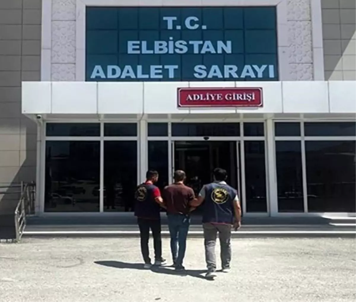 Kahramanmaraş'ta aranan 26 şahıs ve 5 firari hükümlü yakalandı