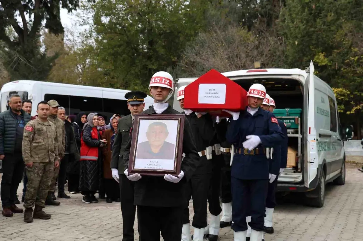 Kıbrıs Gazisi son yolculuğuna uğurlandı