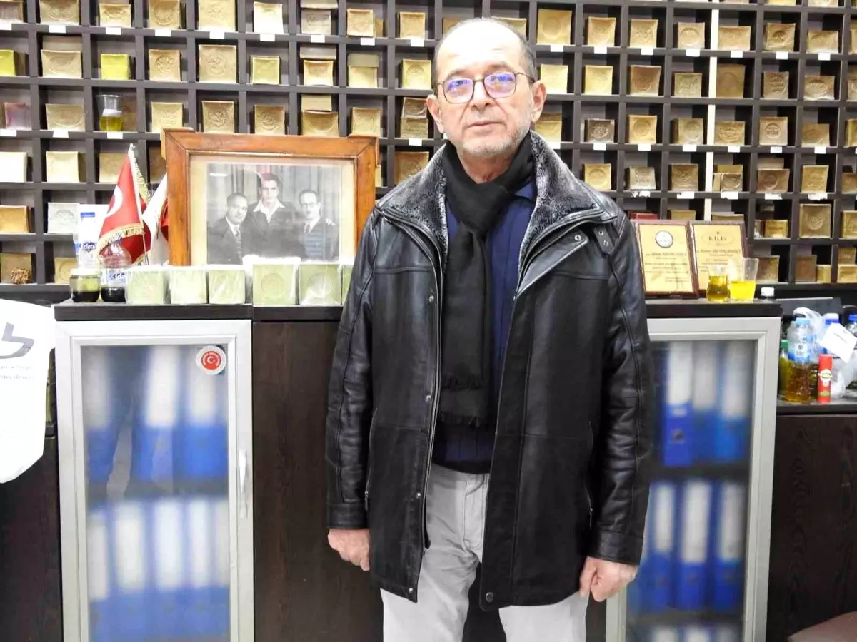 Kilis'te 4 kuşaktır süren sabun üretimi insan gücüyle yaşatılıyor