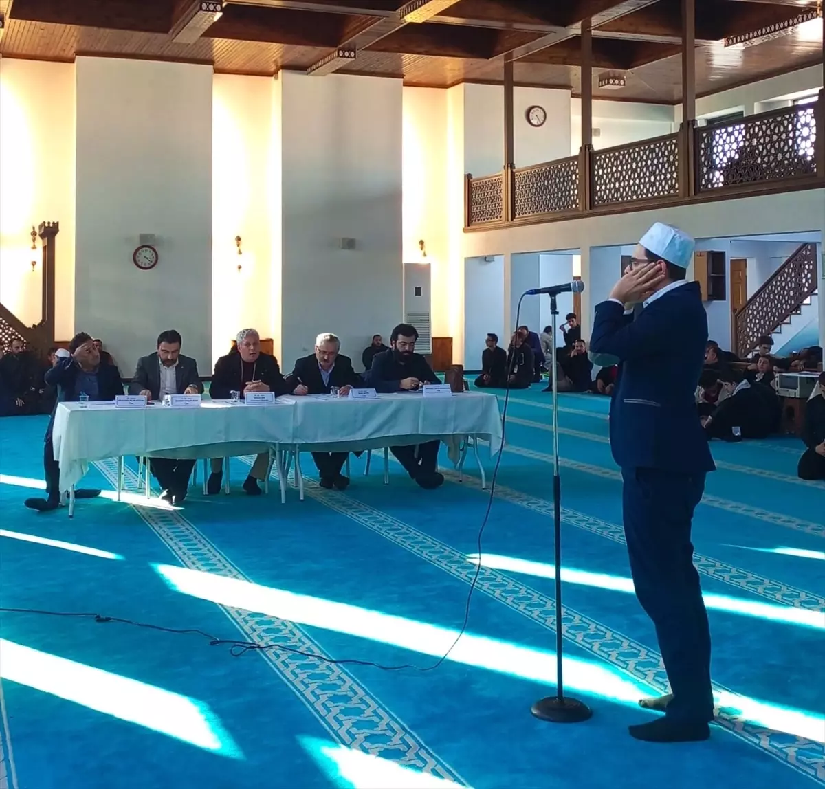 Kocaeli'de ezan ve hutbe okuma yarışmalarının il finalleri yapıldı