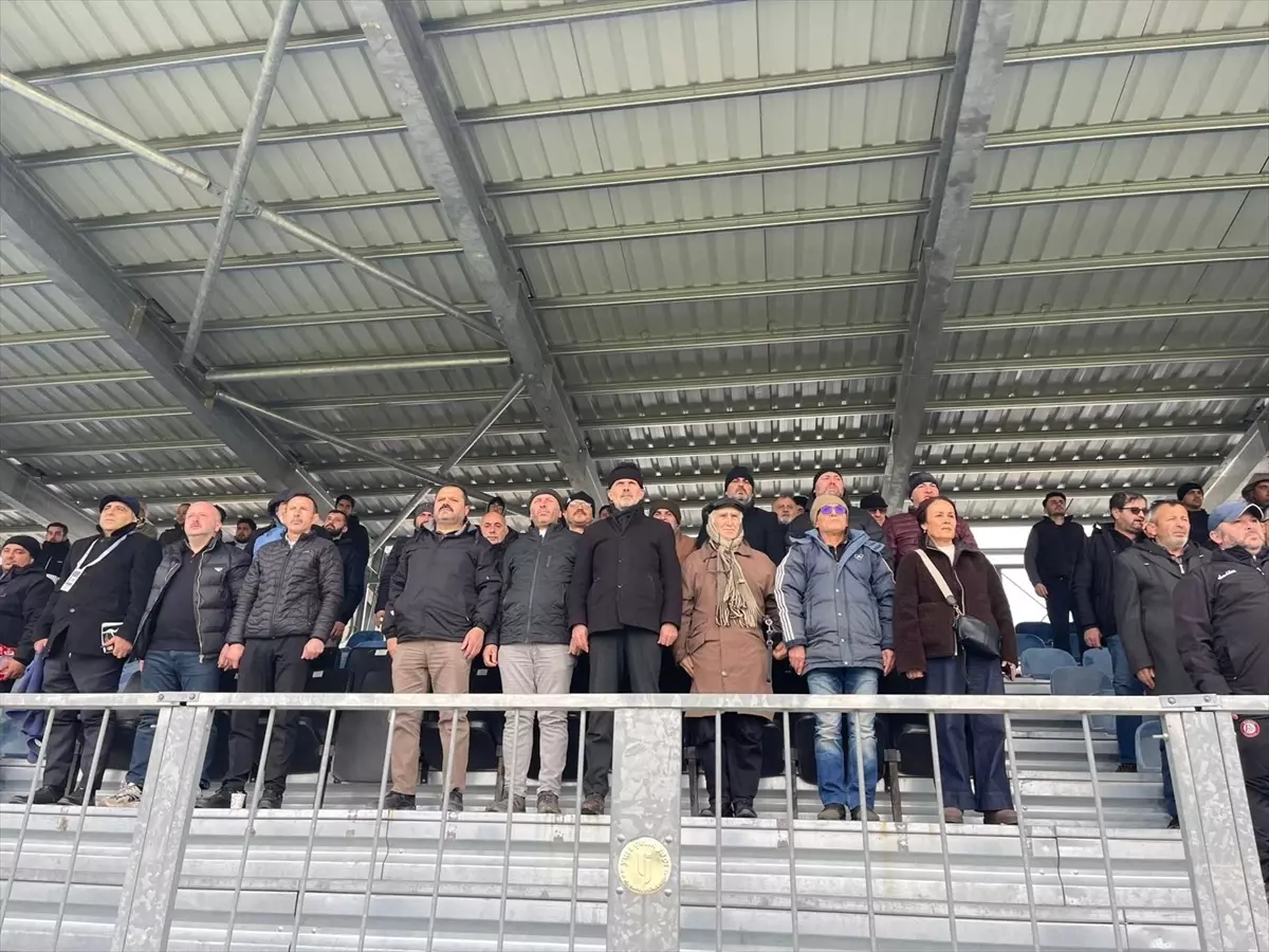 Ladik Belediyespor sahasında Bartınspor'u 2-0 yendi