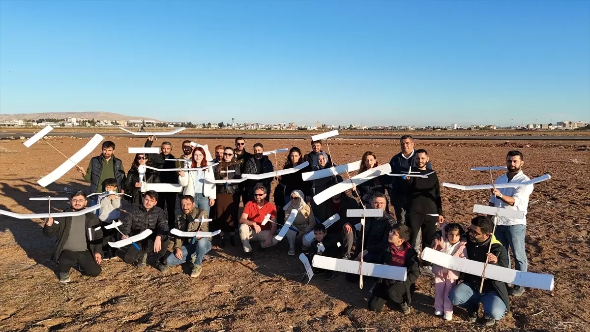 Nusaybin'de model uçak eğitimi alan kursiyerler uçuş denemesi yaptı