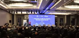 Üsküp'te 'Türkçe'nin ve Türk Kültürü'nün Balkanlardaki Varlığı' Paneli düzenlendi