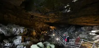 Yığılca, kış aylarında da mağara ve şelaleleriyle ziyaretçilerini ağırlıyor