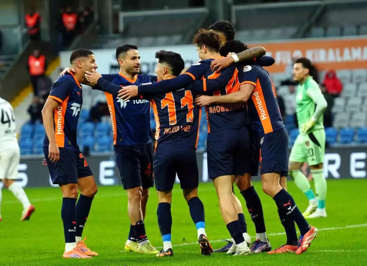 Başakşehir, bu sezon ikinci kez üst üste kazandı