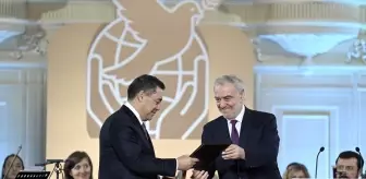 Caparov, Mirziyoyev ve Rahman, 'Uluslararası Lev Tolstoy Barış Ödülü'ne layık görüldü