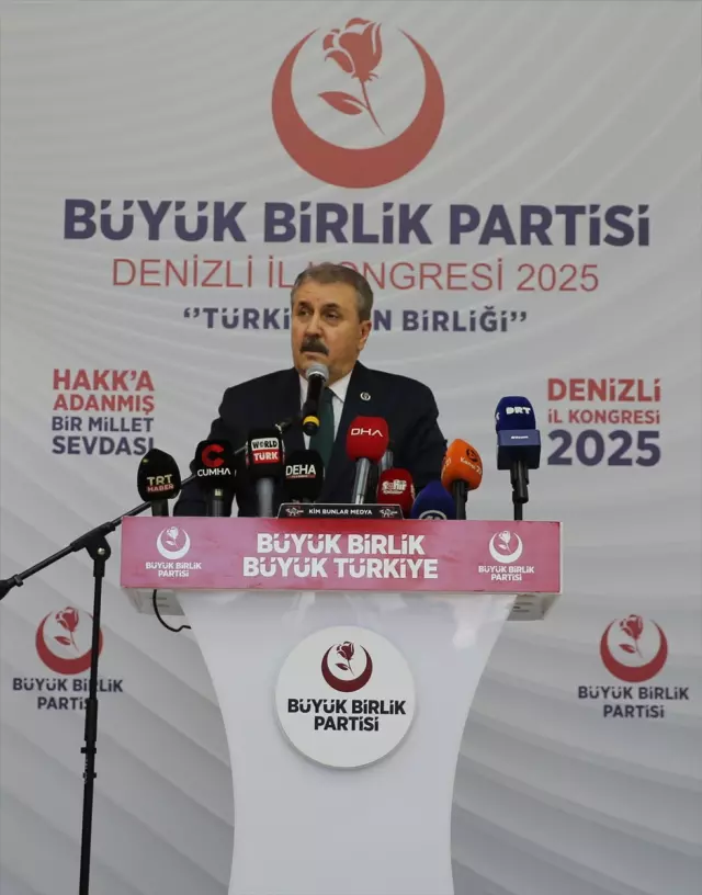 Реакция Дестичи на DEM Партия, поддержка министра Фидана