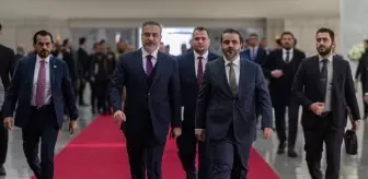 Dışişleri Bakanı Fidan, Savunma Bakanı Güler ve MİT Başkanı Kalın, Suriye lideri Şara ile görüştü