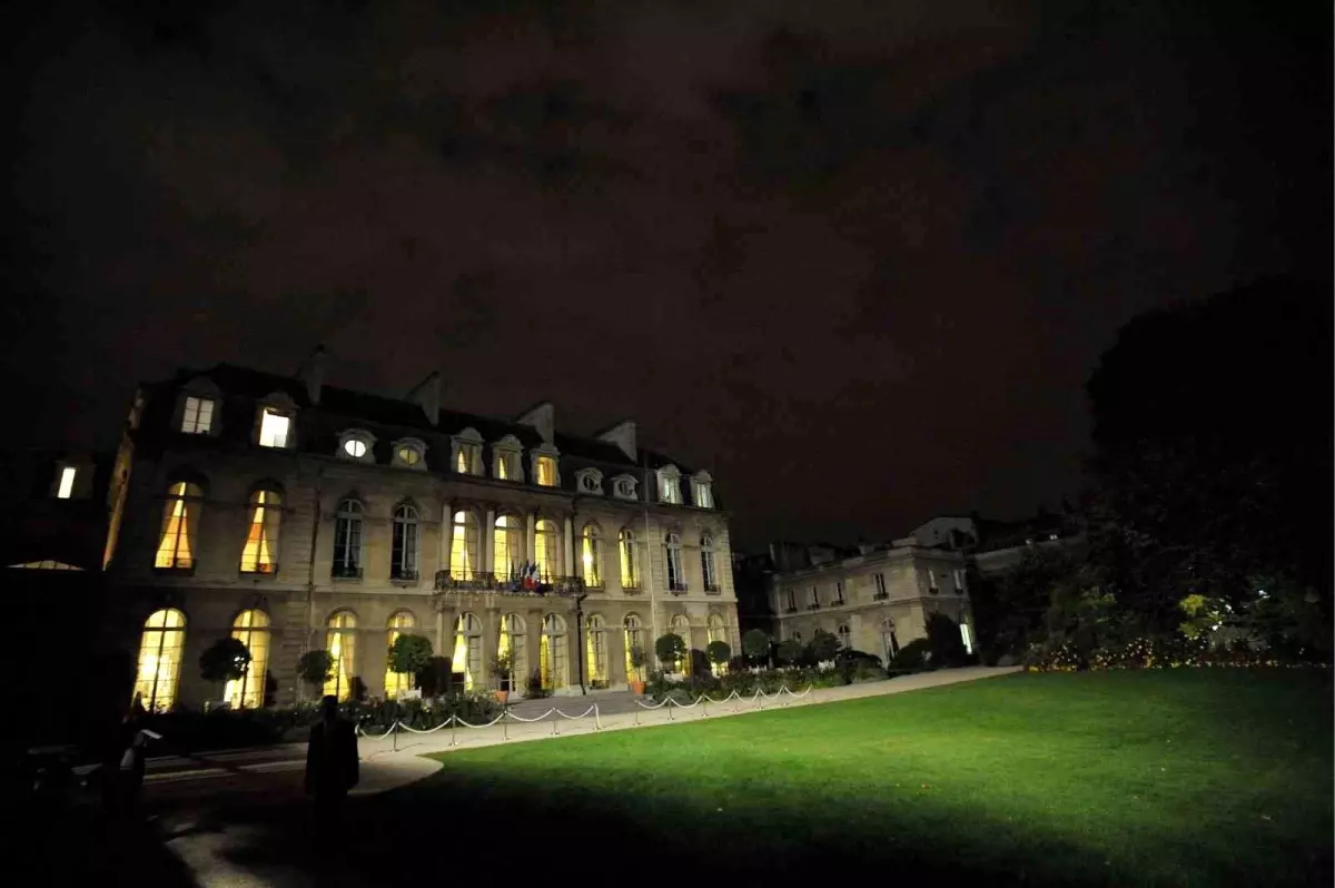 Fransa'da cumhurbaşkanlığı sarayında hırsızlık: 3 gözaltı