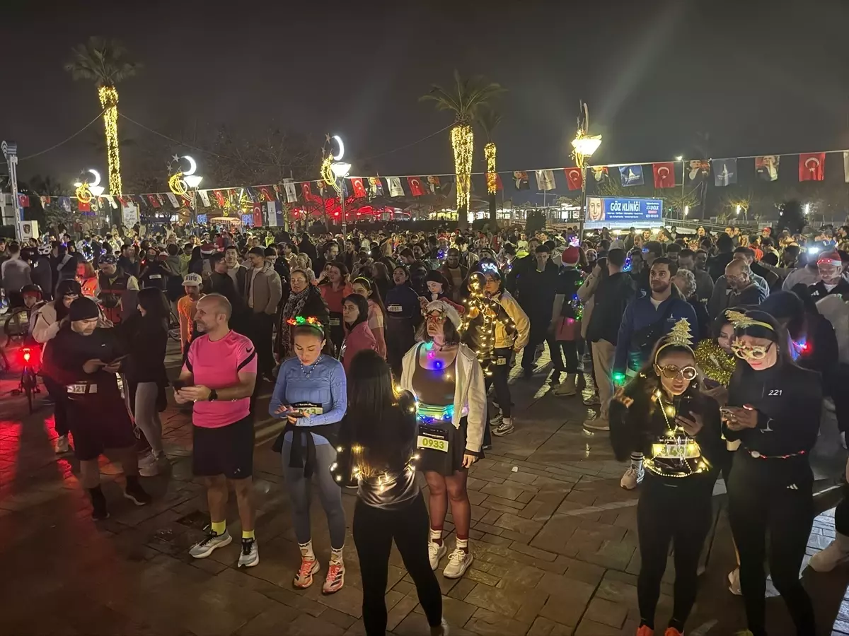 İzmir'de 'en uzun gece' koşusu düzenlendi