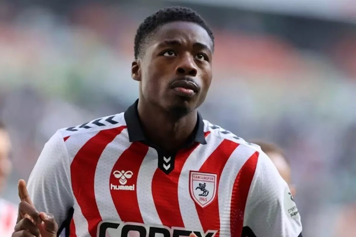 Musaba'nın temsilcisi Fenerbahçe için İstanbul'a geldi