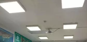 Tekirdağ'da yanlışlıkla çöpe atılan cüzdan çöp kamyonunda bulunarak sahibine ulaştırıldı