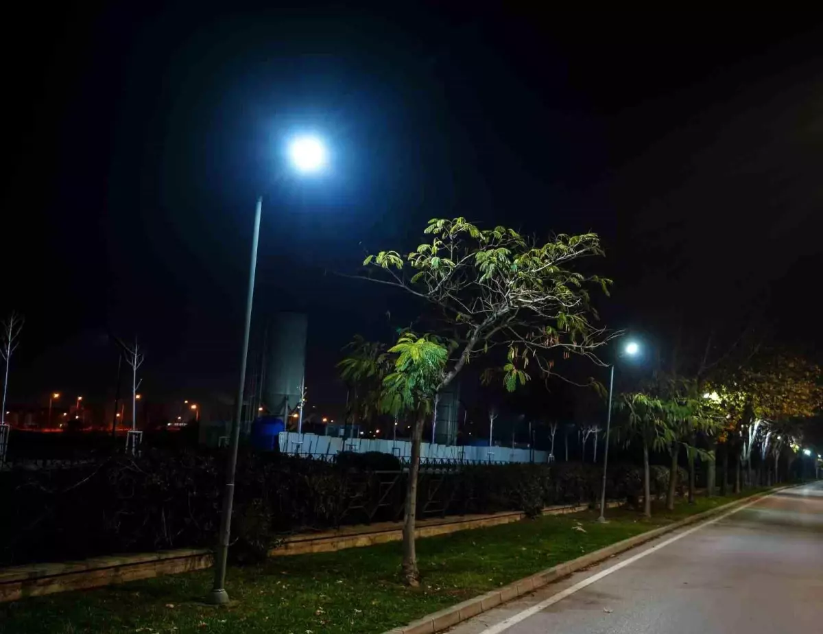 UEDAŞ, sokak lambalarında led dönüşüm sürecini başlattı
