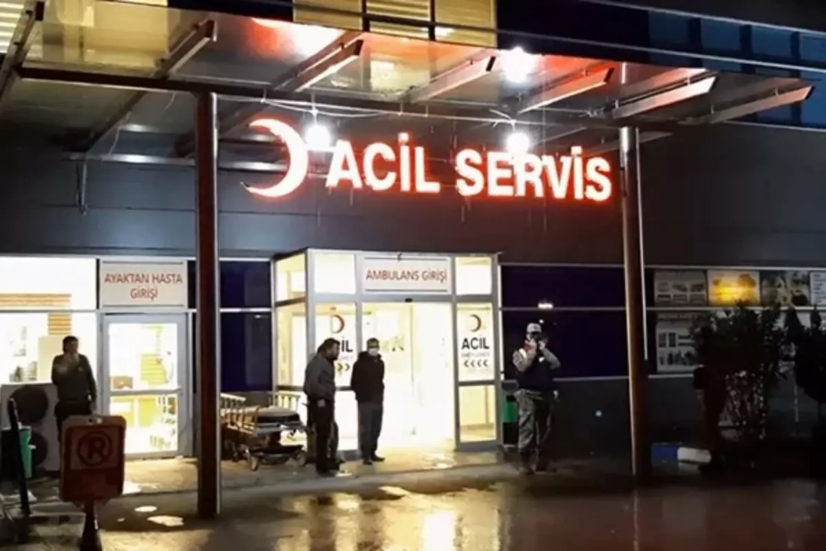Yedikleri tavuktan zehirlendiler! Üniversite öğrencileri hastanelik oldu